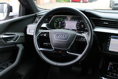 Audi e-tron S-line quattro