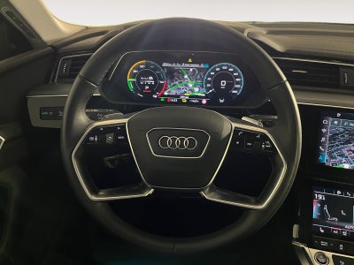 Audi e-tron Advanced quattro Van