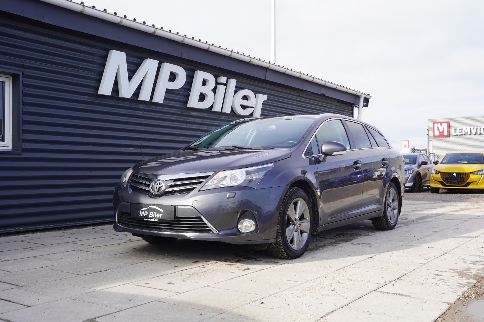 Billede af Toyota Avensis 2,0 VVT-i T3 stc. MDS
