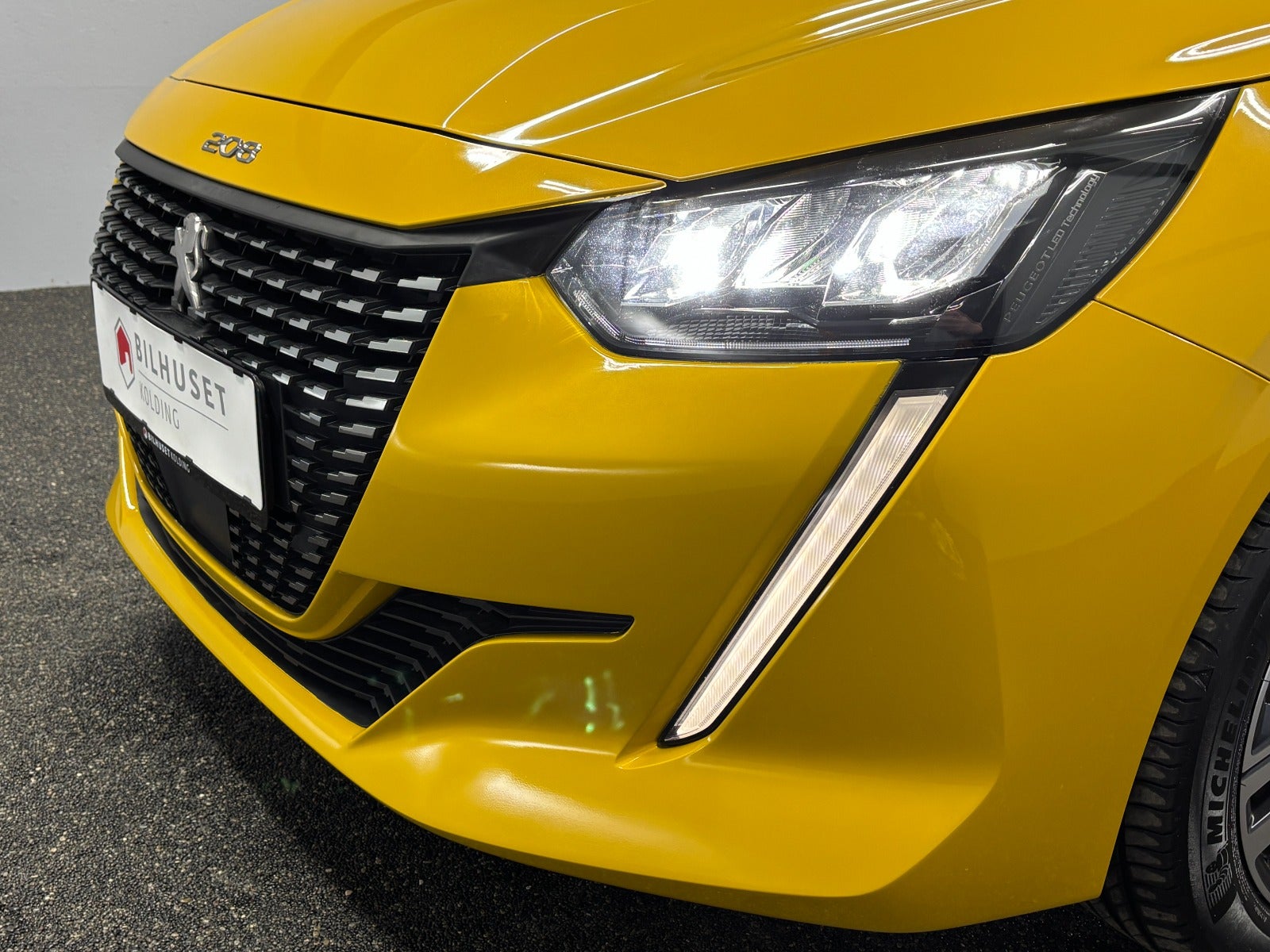 Billede af Peugeot 208 1,2 PureTech 100 Allure Sky