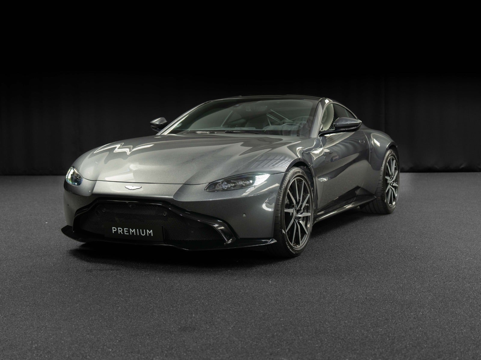 Aston Martin Vantage