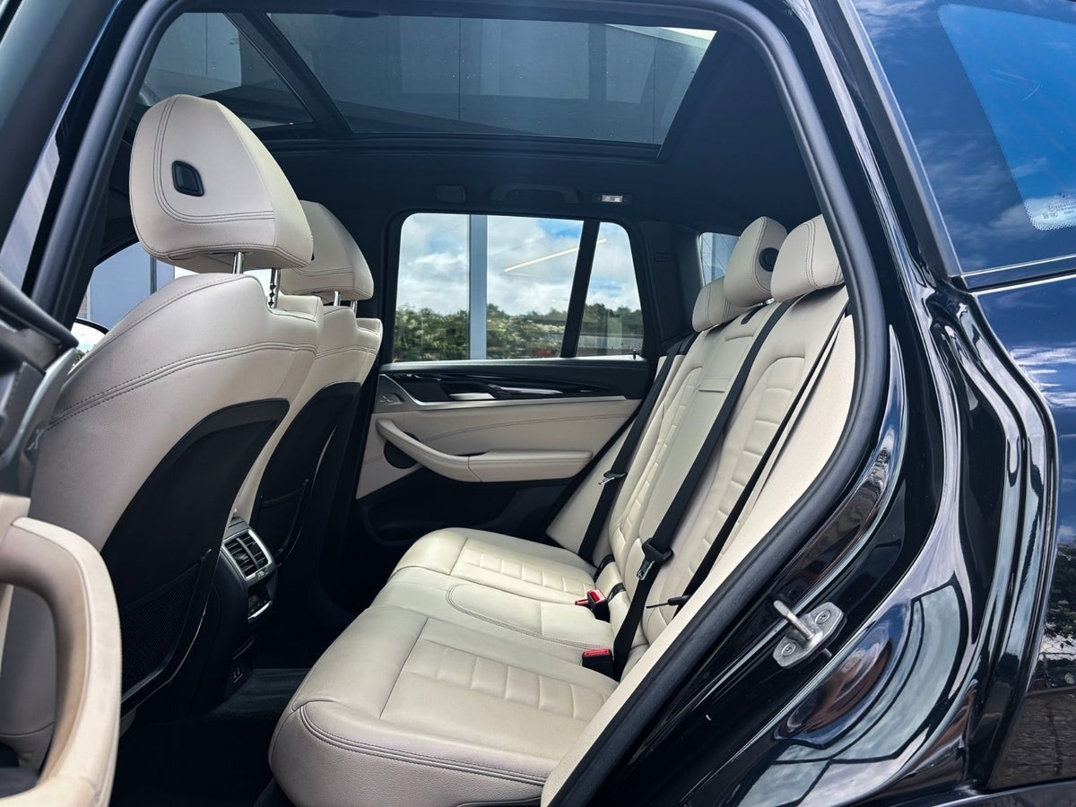 Billede af BMW iX3  Charged Plus M-Sport