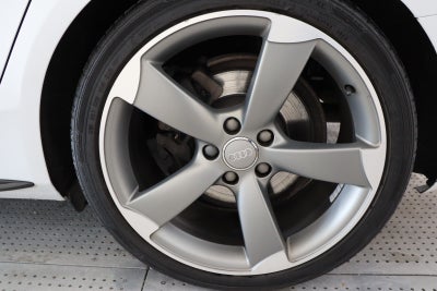 Audi A4 TDi 190 Avant quattro S-tr.