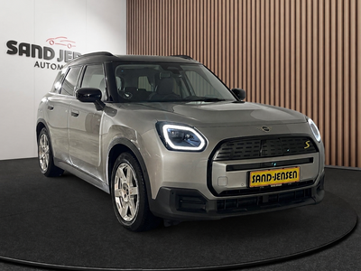 MINI Countryman SE Classic Trim M ALL4 Van