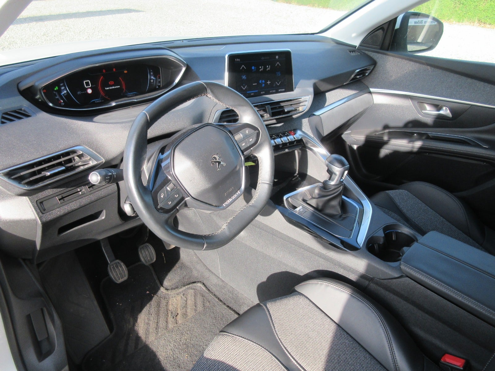 Peugeot 3008 BlueHDi 130 Allure Pack