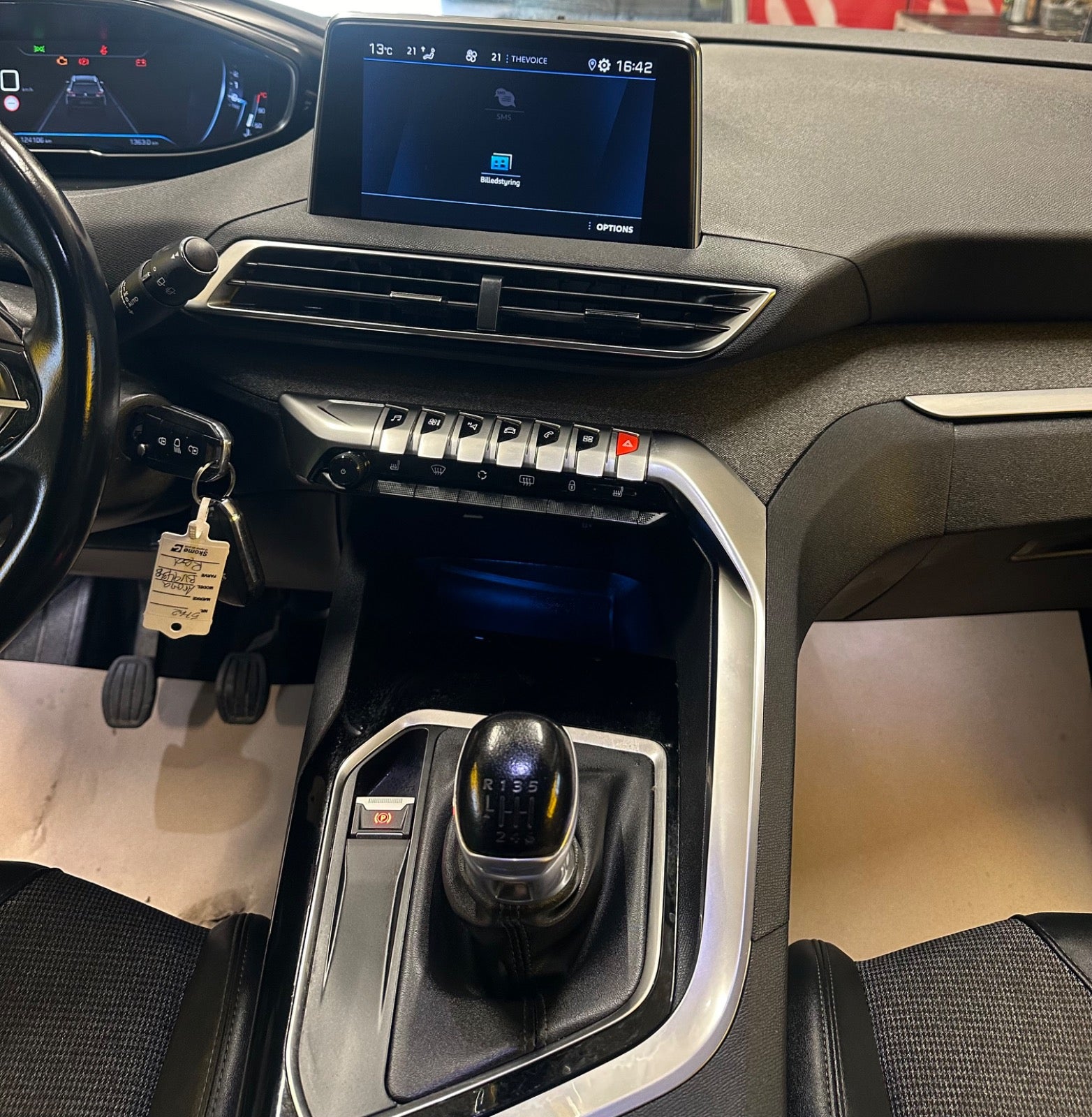 Billede af Peugeot 5008 1,5 BlueHDi 130 Allure 7prs