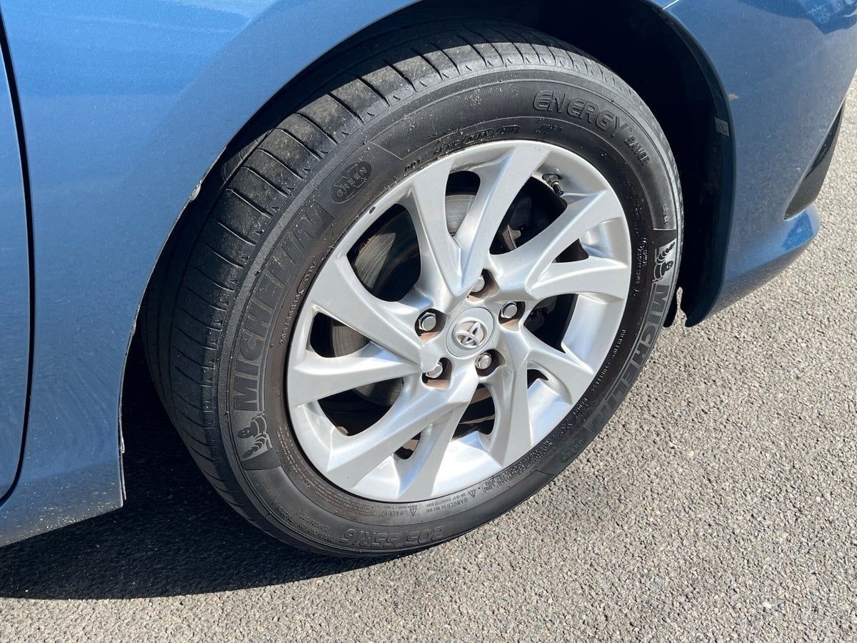 Billede af Toyota Auris 1,8 Hybrid H2 Comfort CVT