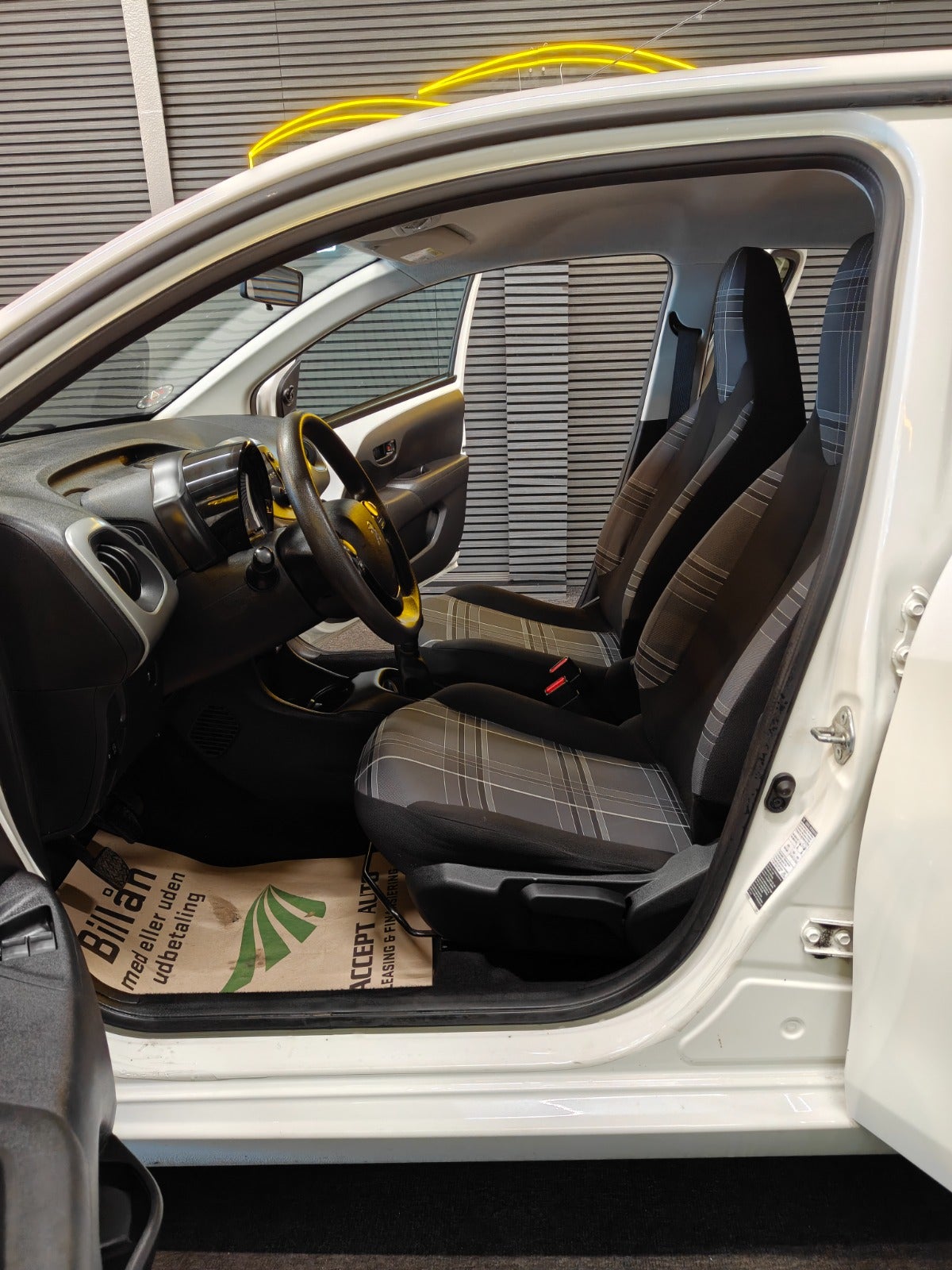 Billede af Peugeot 108 1,0 e-VTi 69 Access