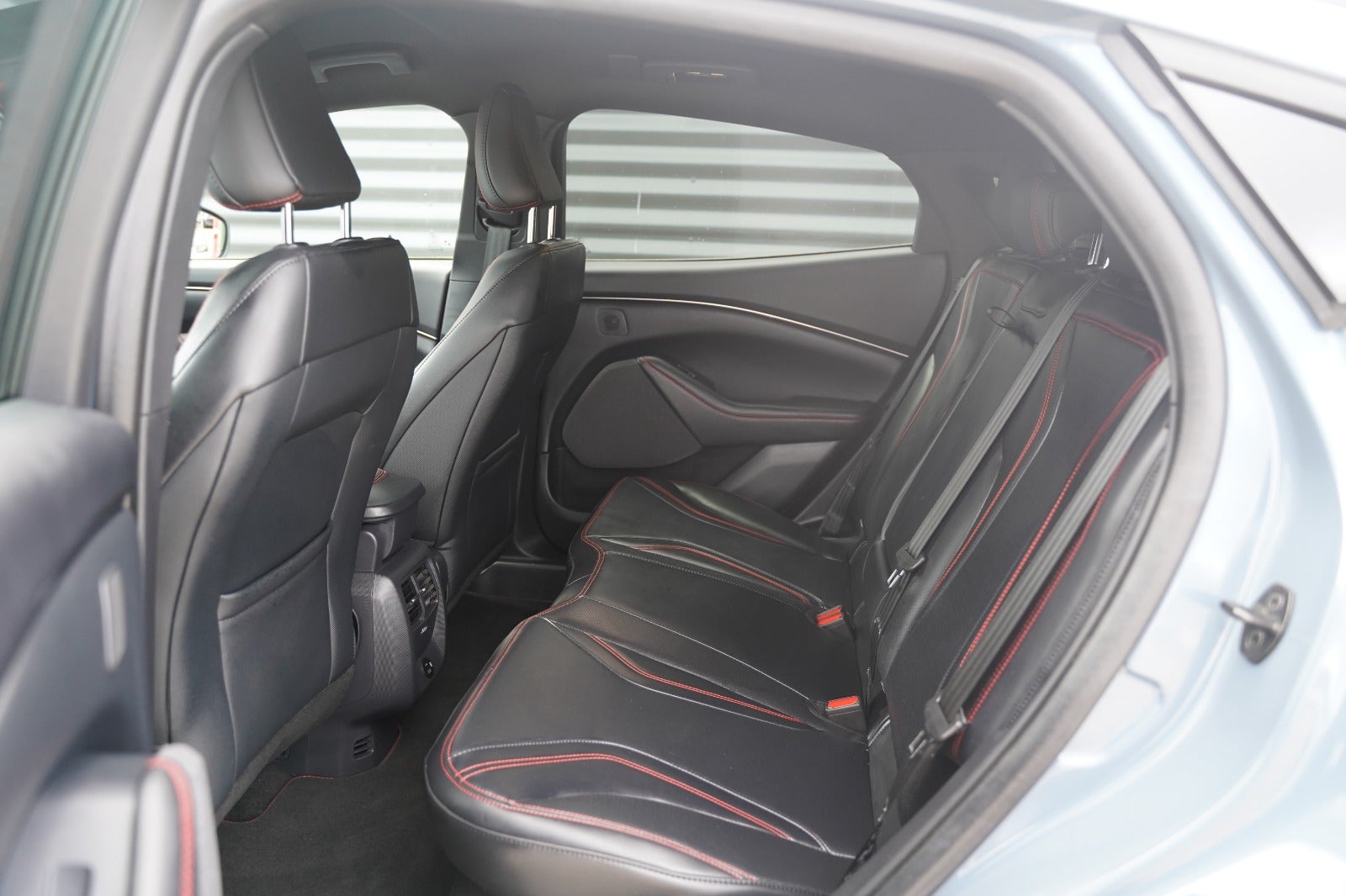Billede af Ford Mustang Mach-E 75 Premium Standard Range AWD