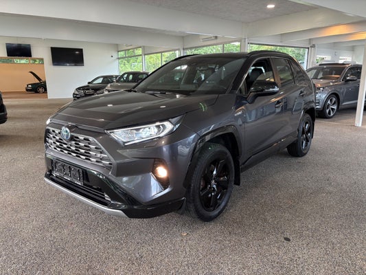 Toyota RAV4 Hybrid H3 Business MDS Benzin / El drivmiddel 154000 Km. 2019 Modelå