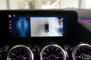 Mercedes EQA250+