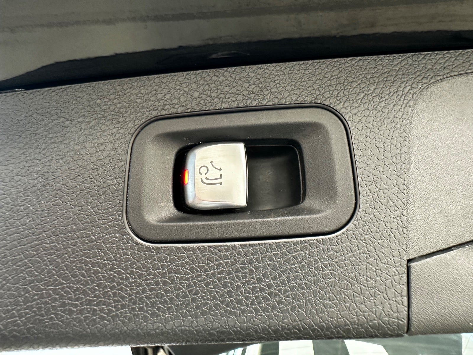 Billede af Mercedes E220 d 2,0 Avantgarde stc. aut.