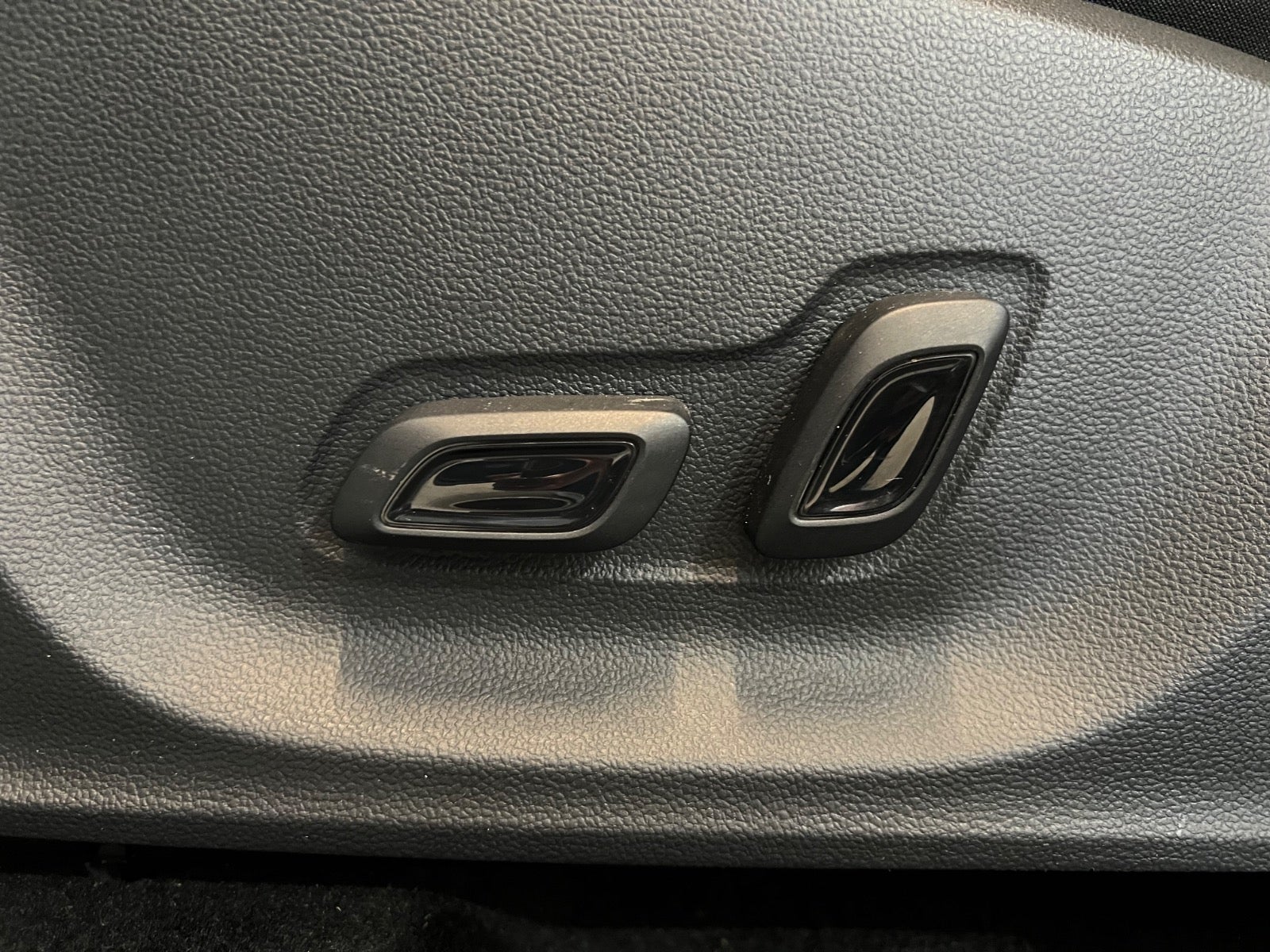 MG ZS Luxury
