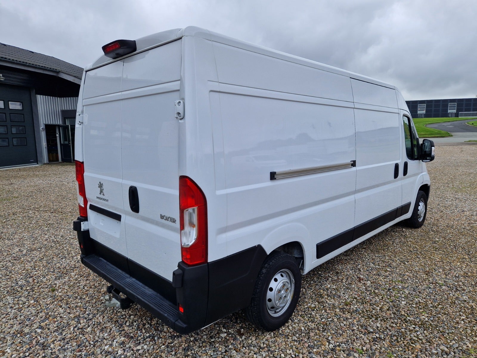 Billede af Peugeot Boxer 333 2,2 BlueHDi 140 L3H2 Premium