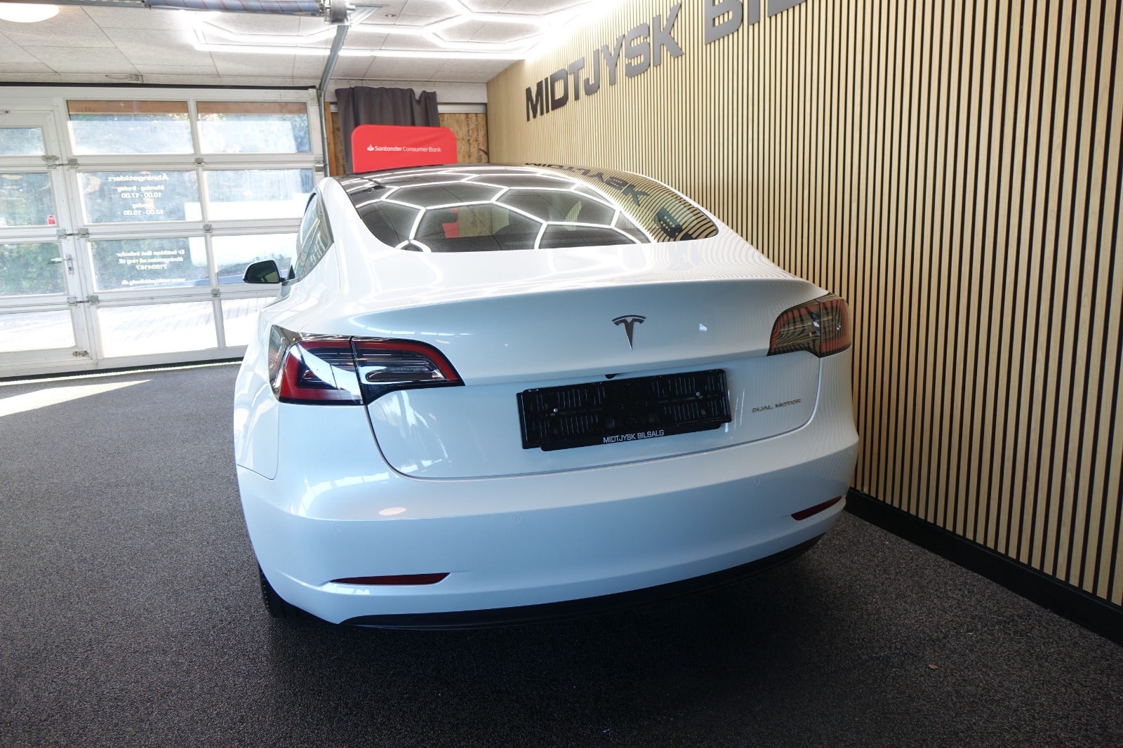 Tesla Model 3, Billede 9