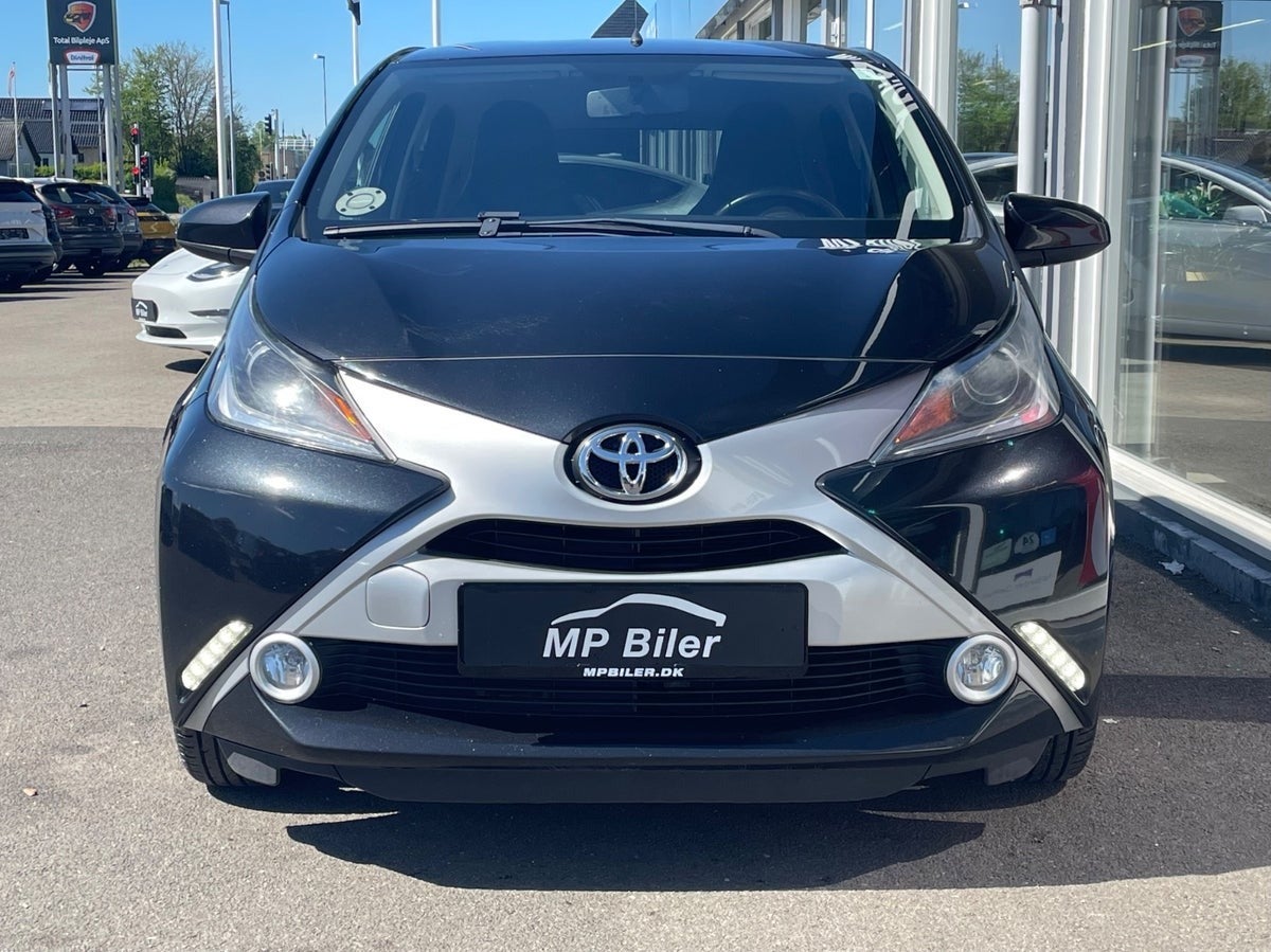 Billede af Toyota Aygo 1,0 VVT-i x-black