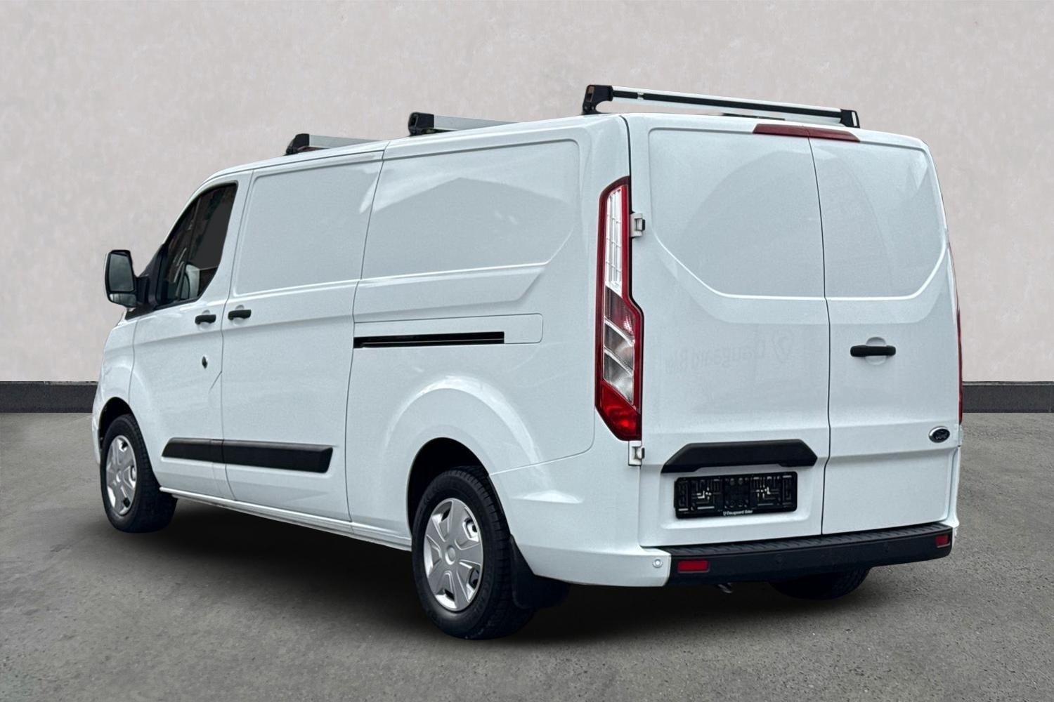 Billede af Ford Transit Custom 320L 2,0 TDCi 130 Trend