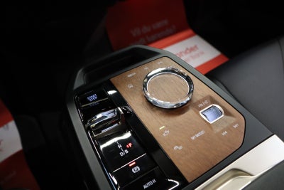 BMW iX xDrive40 Fully Charged Sport
