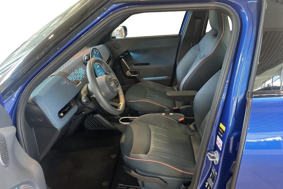 MINI Cooper E Favoured Trim M 2025