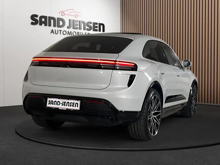Porsche Macan Turbo