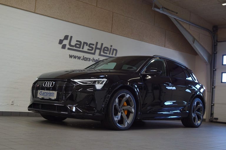 Audi e-tron S quattro