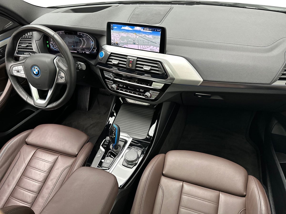 BMW iX3 Charged Plus billede 10