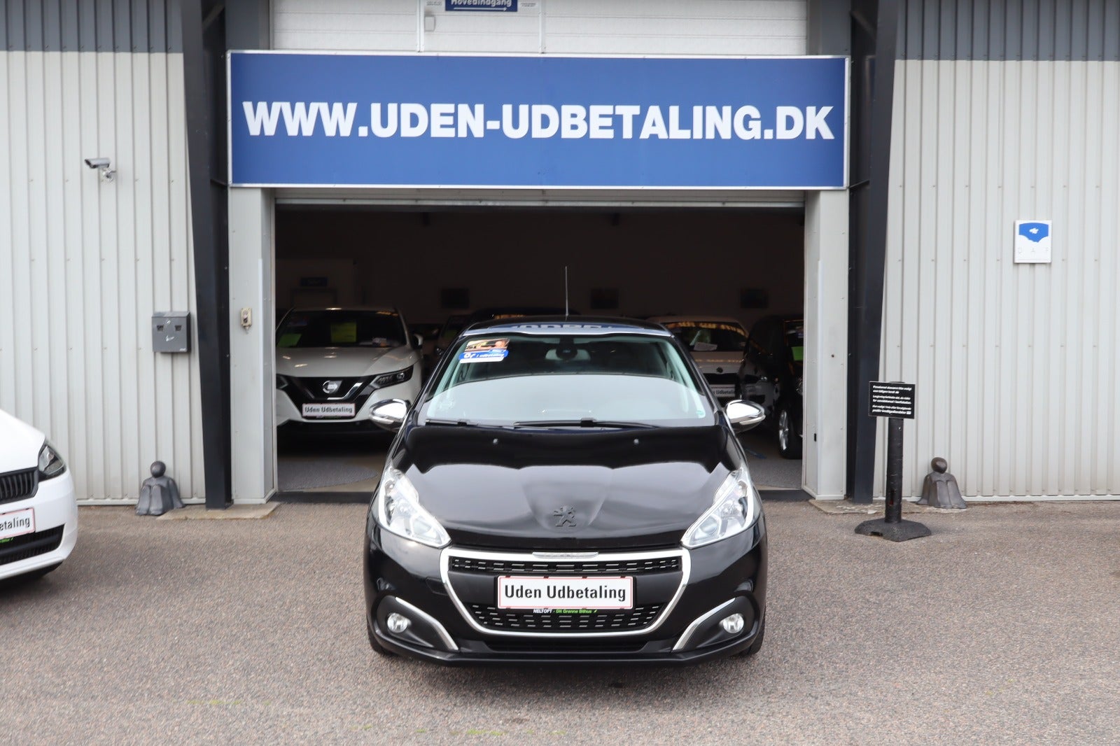 Billede af Peugeot 208 1,5 BlueHDi 100 Allure Sky