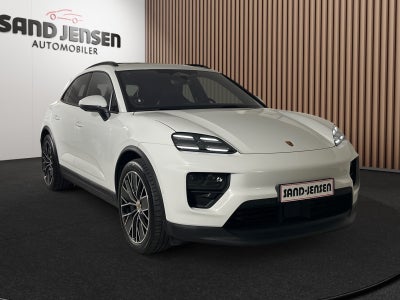 Porsche Macan 4 