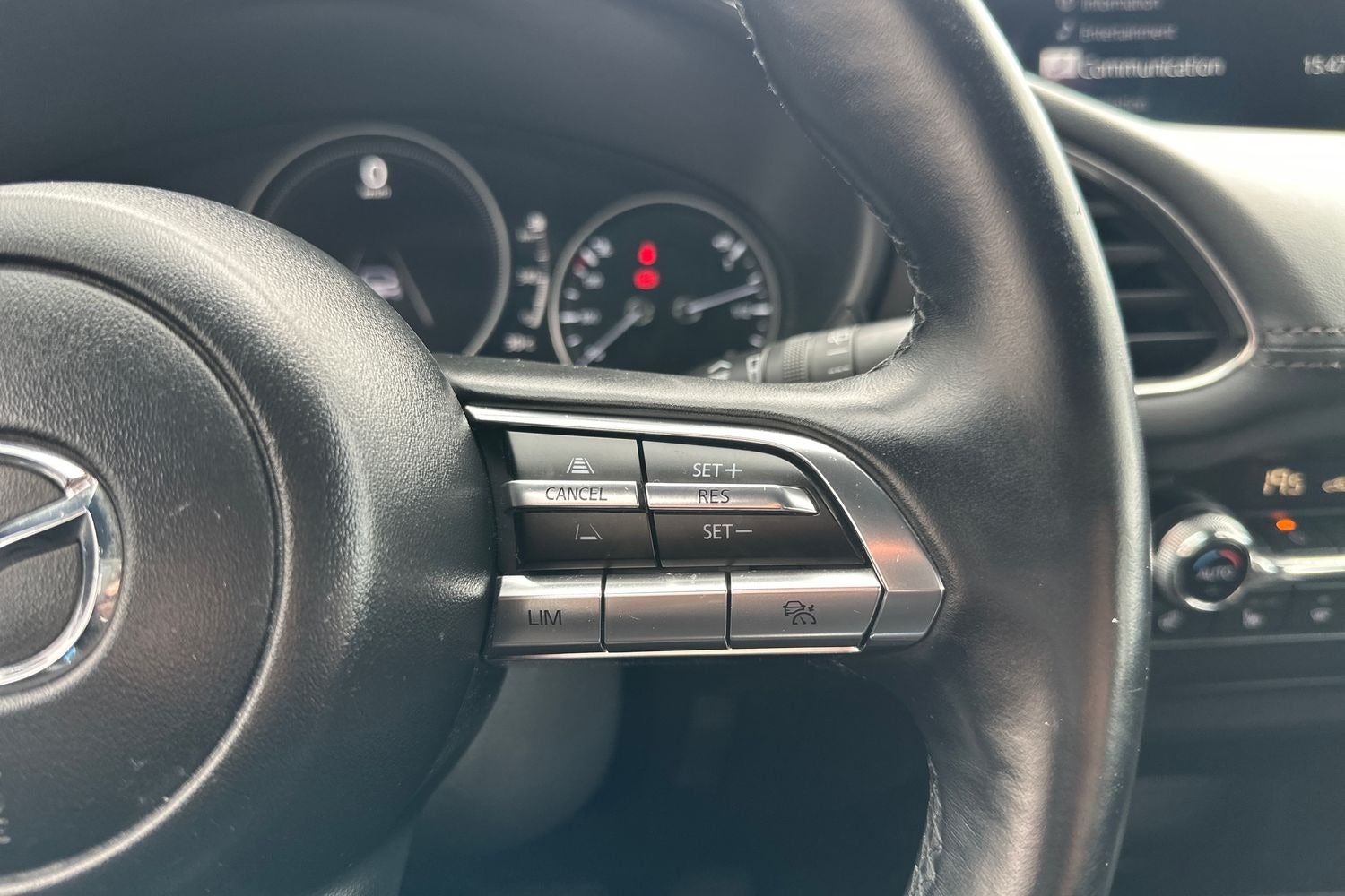 Billede af Mazda 3 2,0 e-SkyActiv-G 150 Sky aut.