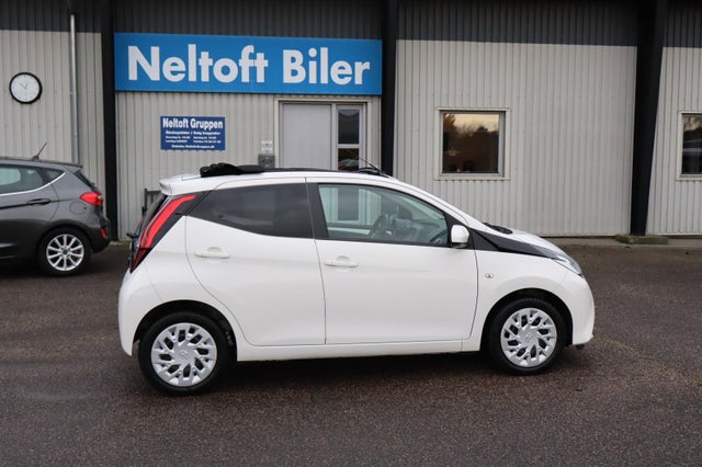 Toyota Aygo 1,0 VVT-i x-clusiv x-shift
