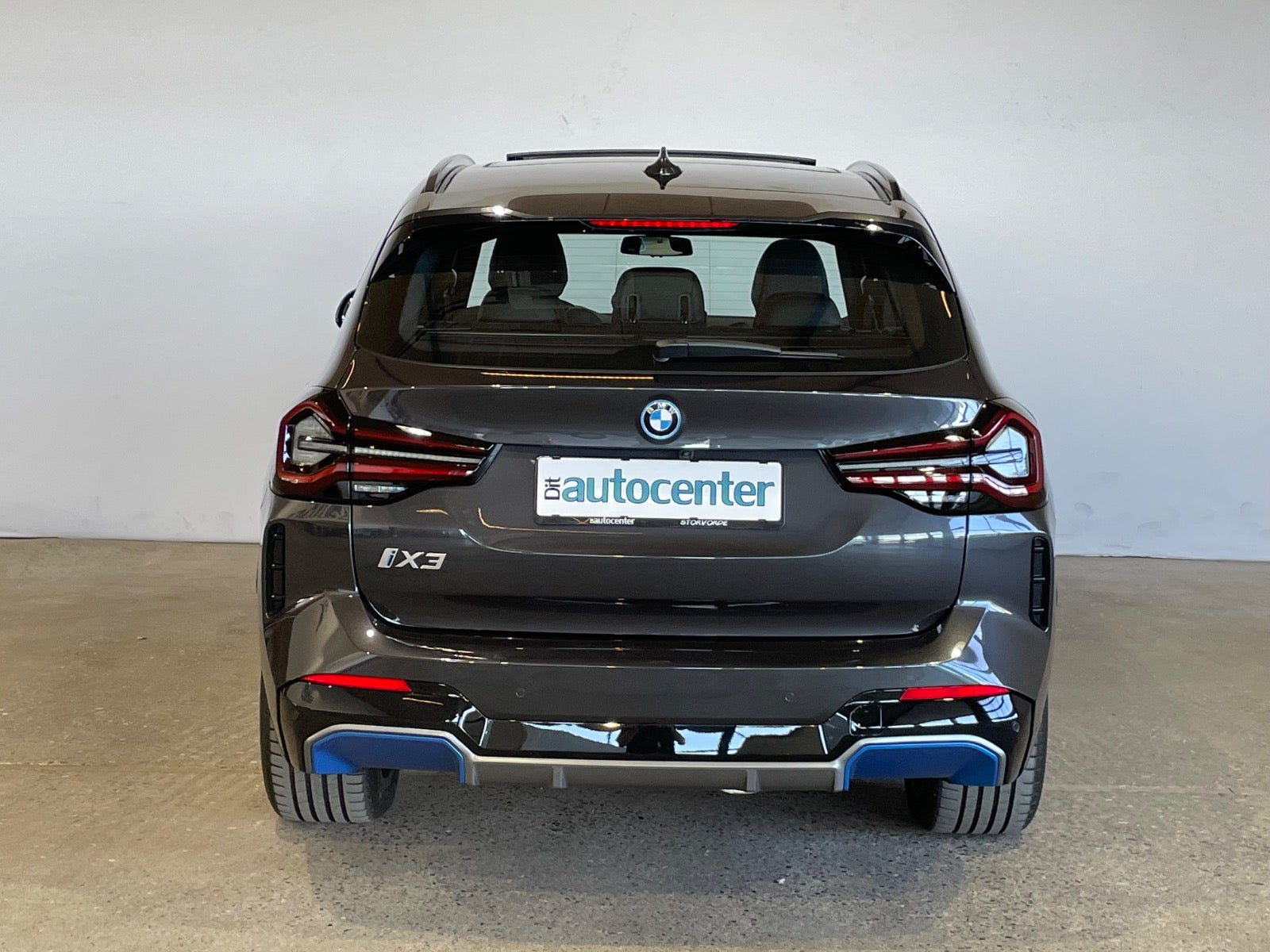 BMW iX3 Charged Plus M-Sport