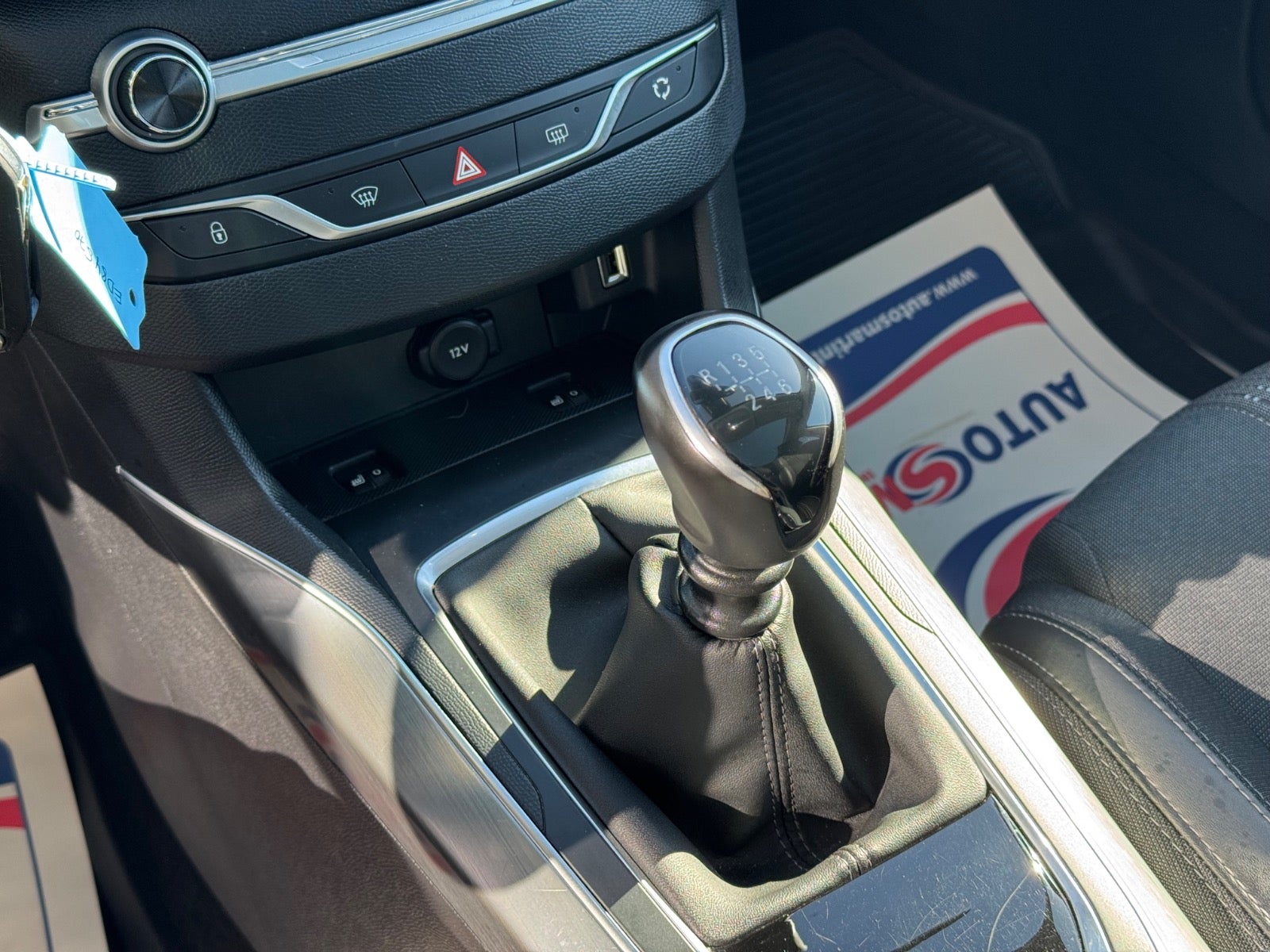 Billede af Peugeot 308 1,5 BlueHDi 130 Allure Sky SW