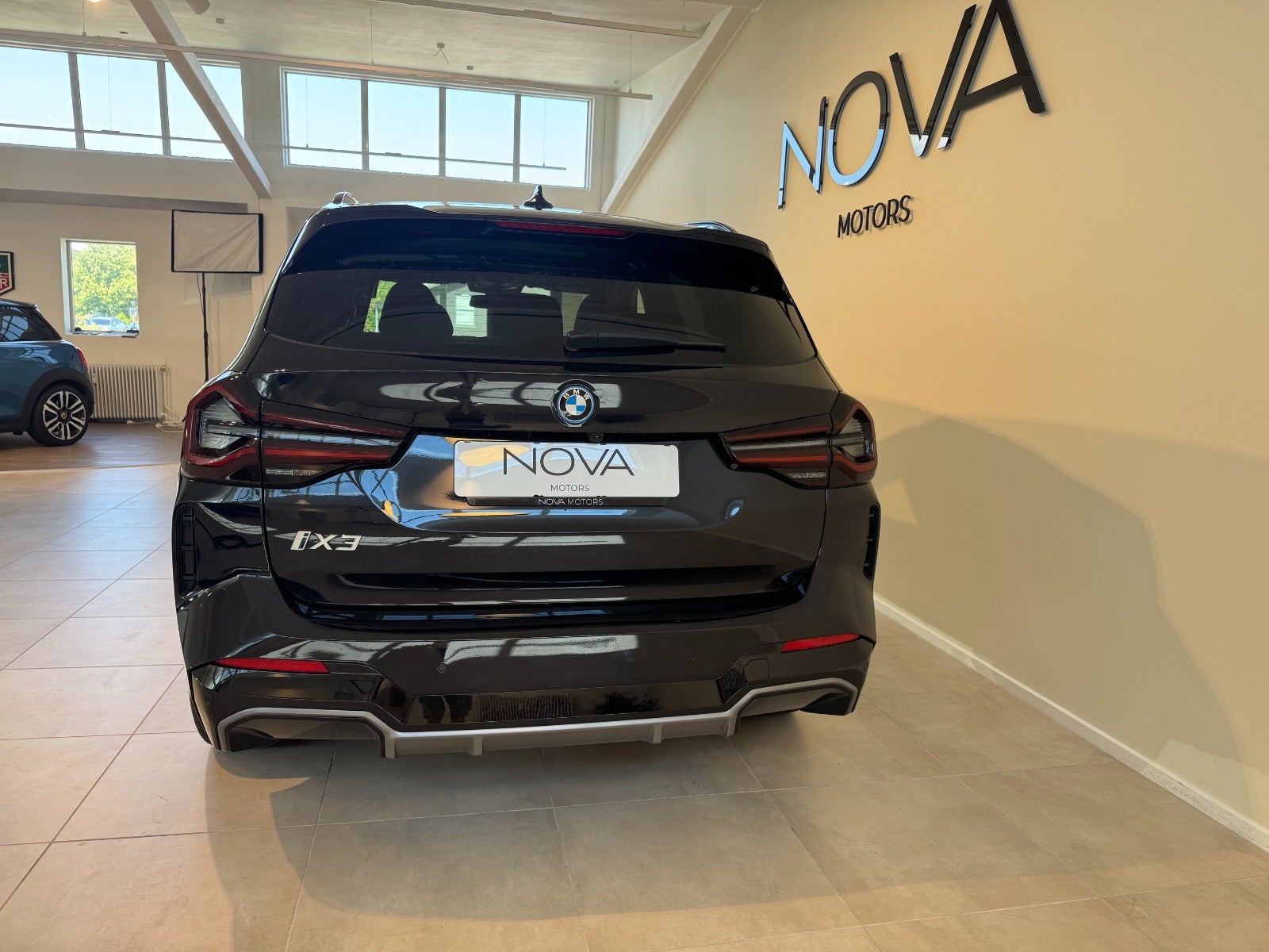 BMW iX3 Charged Plus M-Sport 5d - 10