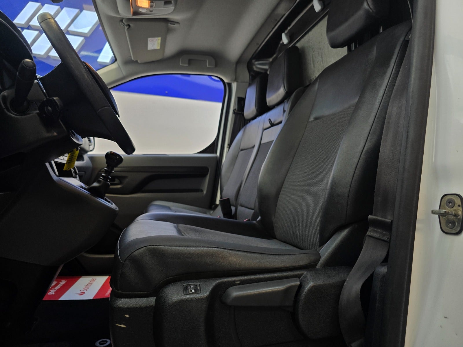 Billede af Citroën Jumpy 2,0 BlueHDi 120 L1N2