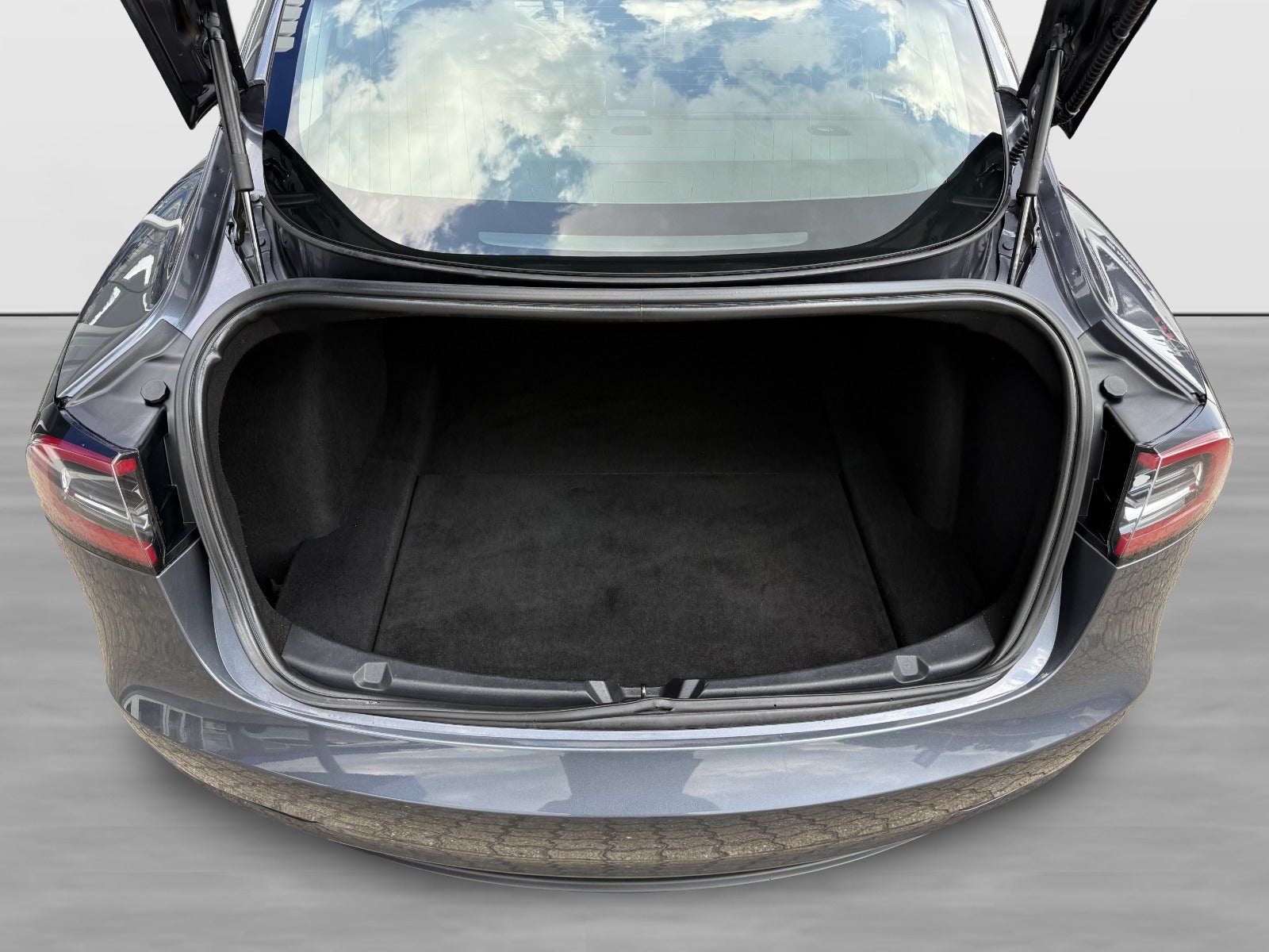 Billede af Tesla Model 3 Long Range AWD