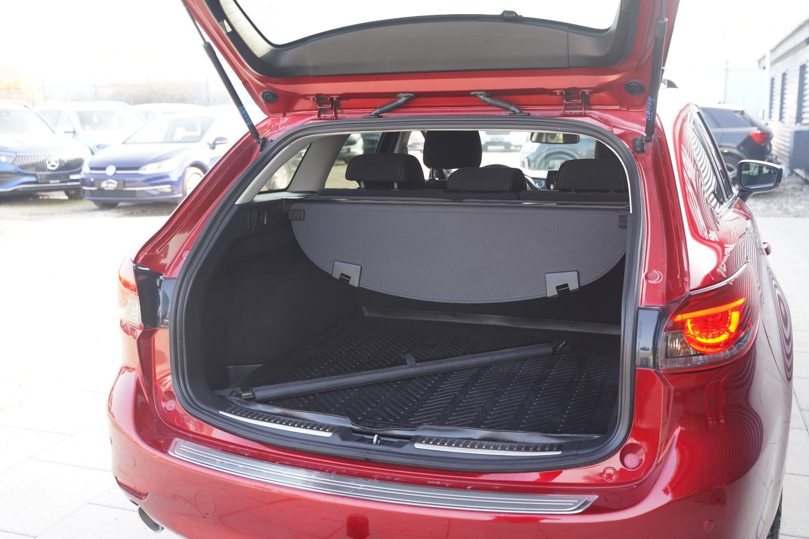 Billede af Mazda 6 2,0 SkyActiv-G 165 Premium stc. aut.