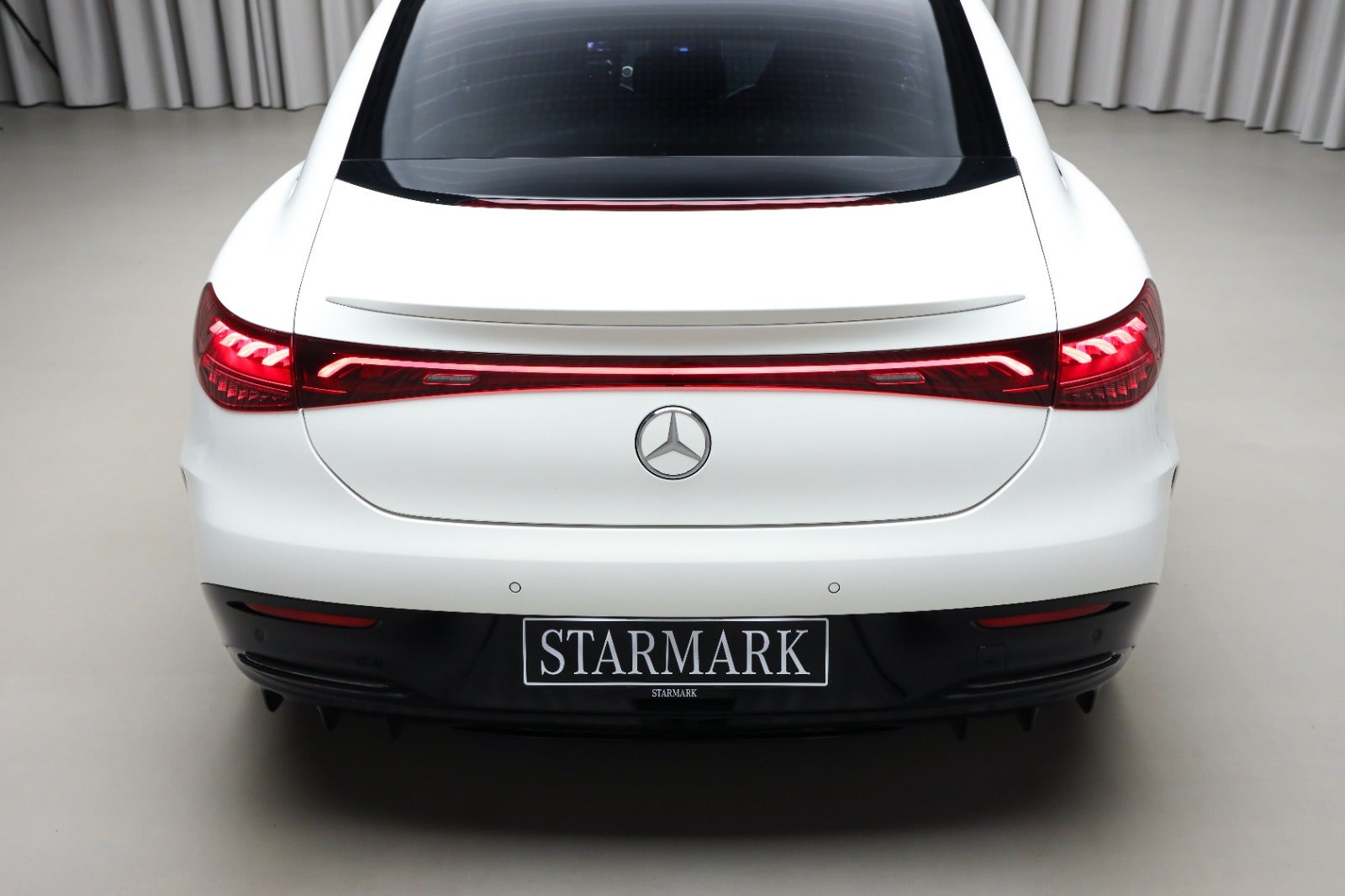 Mercedes-Benz EQE 350