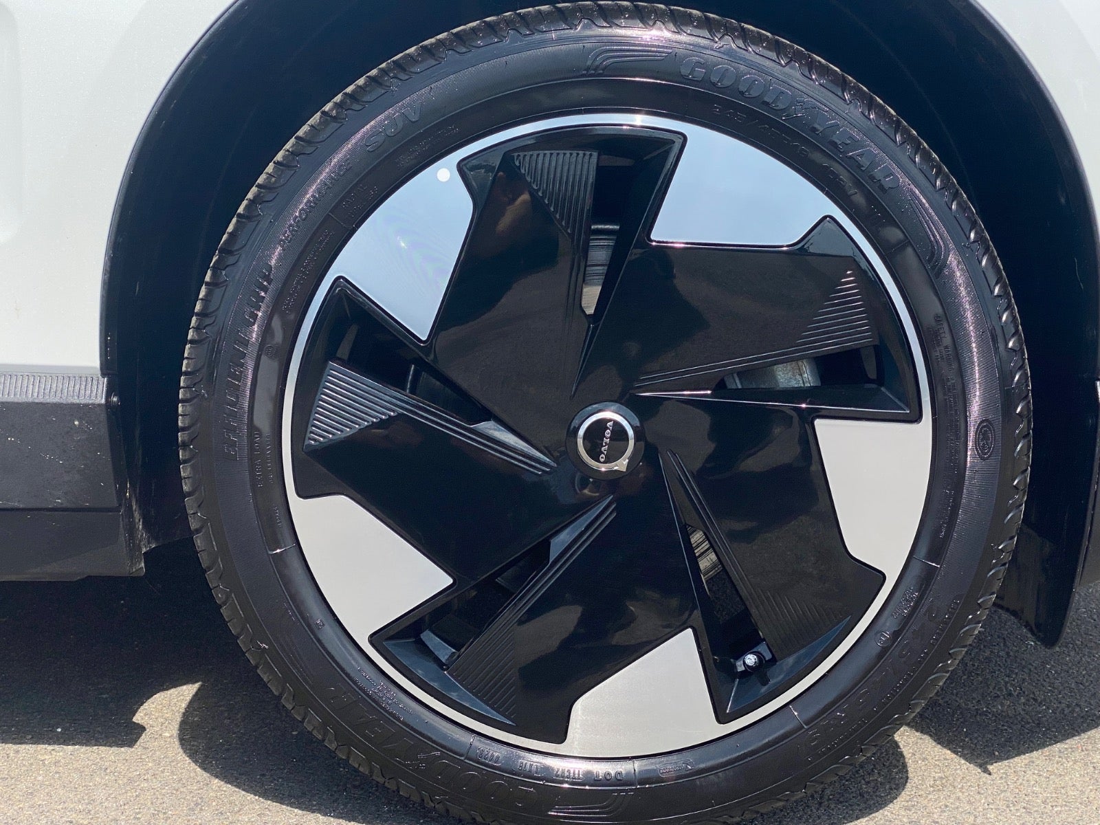 Billede af Volvo EX30  Extended Range Ultra