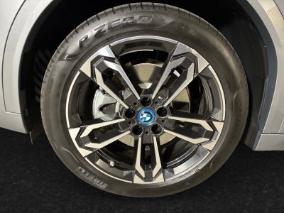 BMW iX2 xDrive30 M-Sport