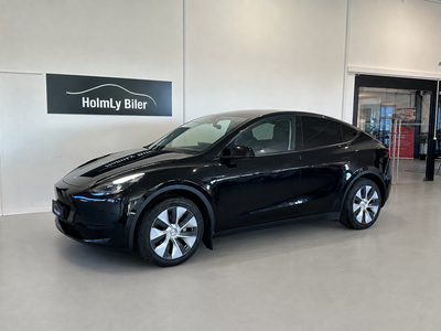 Tesla  Model Y Long Range RWD