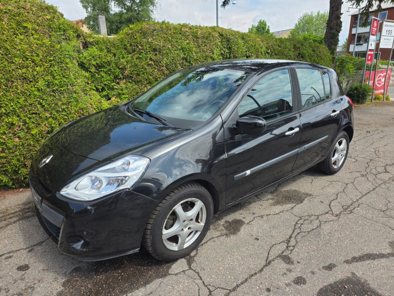 Renault Clio III 16V Advantage