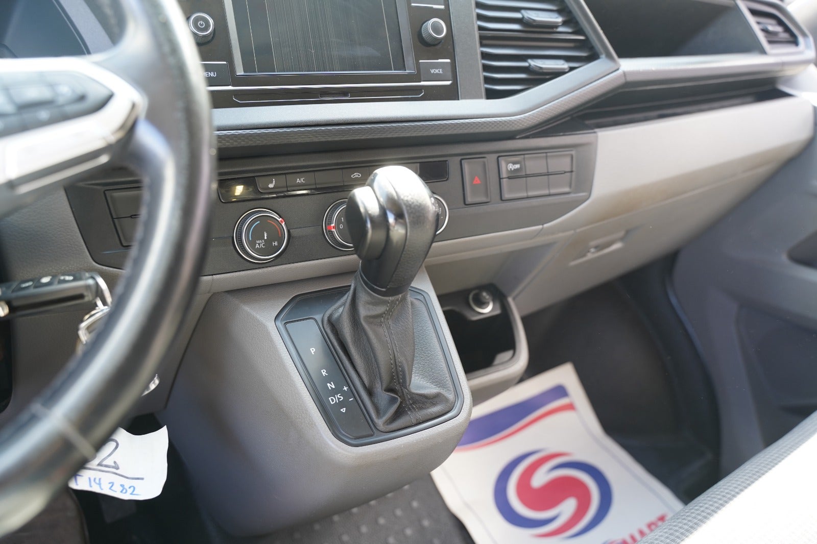 Billede af VW Transporter 2,0 TDi 150 Kassevogn DSG lang
