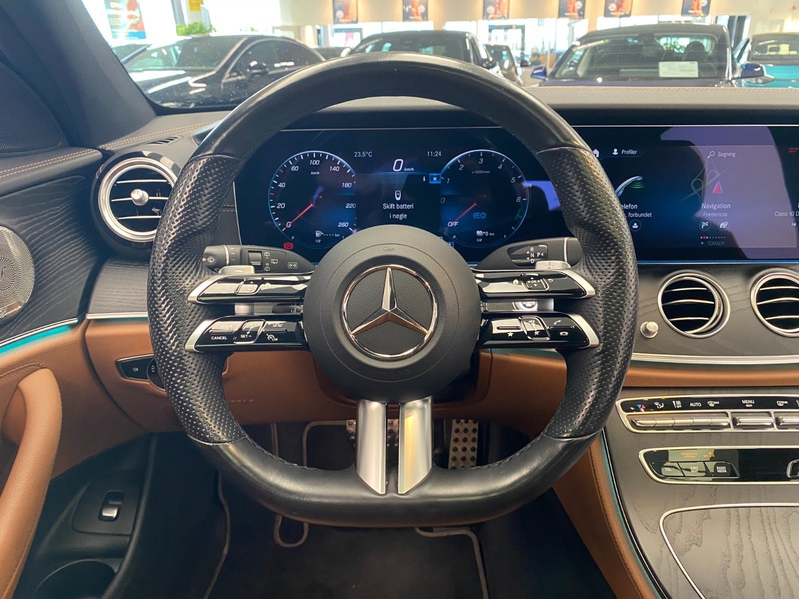 Billede af Mercedes E300 de 2,0 Advantage AMG stc. aut.