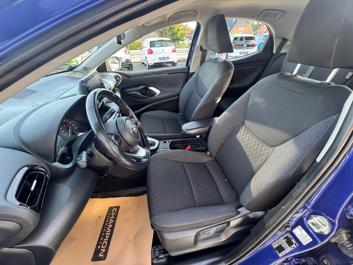Billede af Toyota Yaris 1,5 Hybrid Active Tech+ Design e-CVT