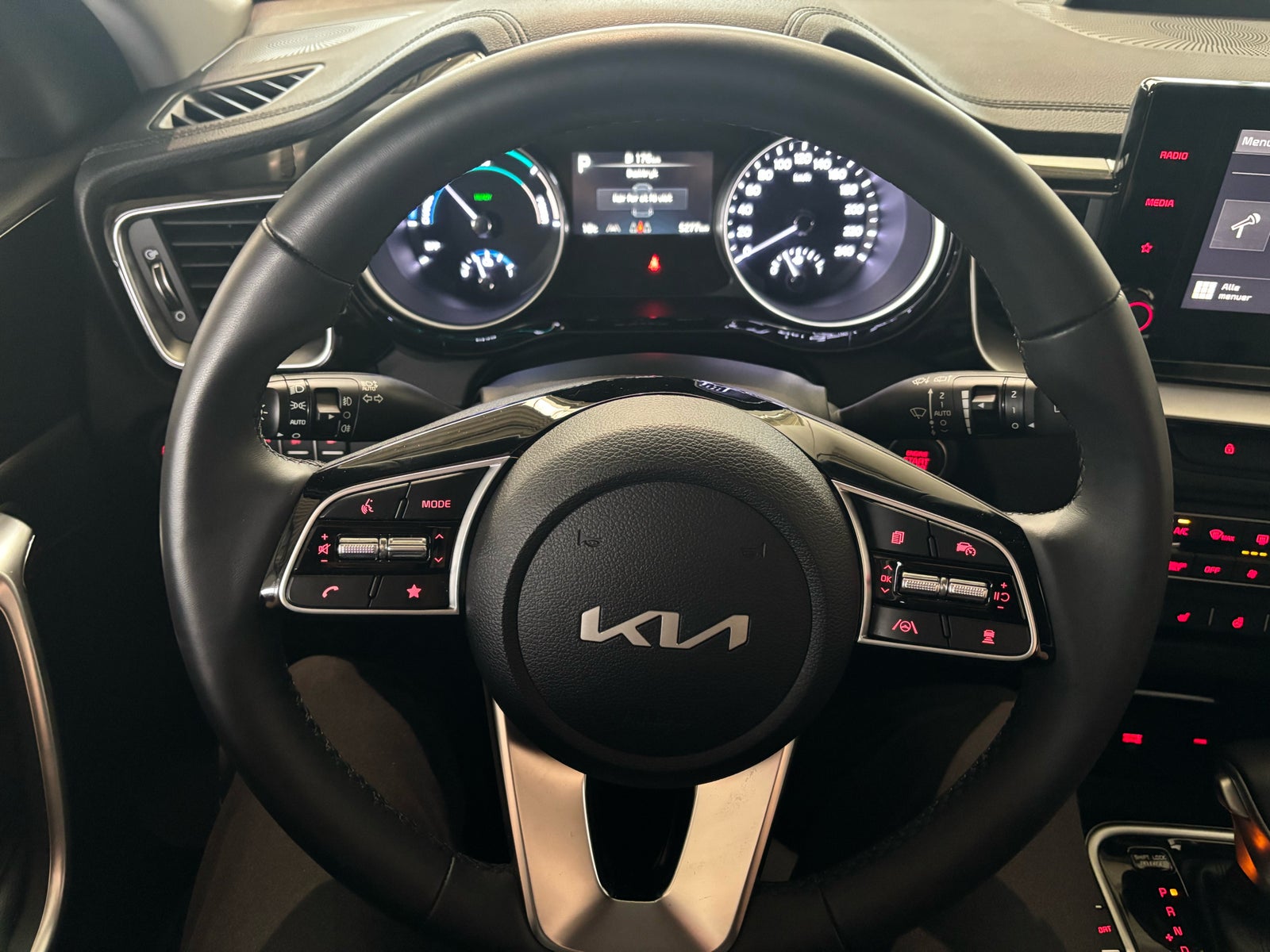 Kia Ceed PHEV Prestige SW DCT