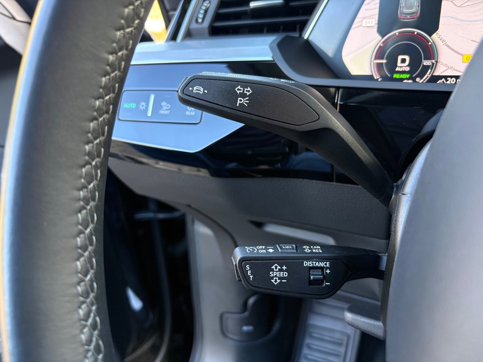 Billede af Audi e-tron 55 S-line quattro