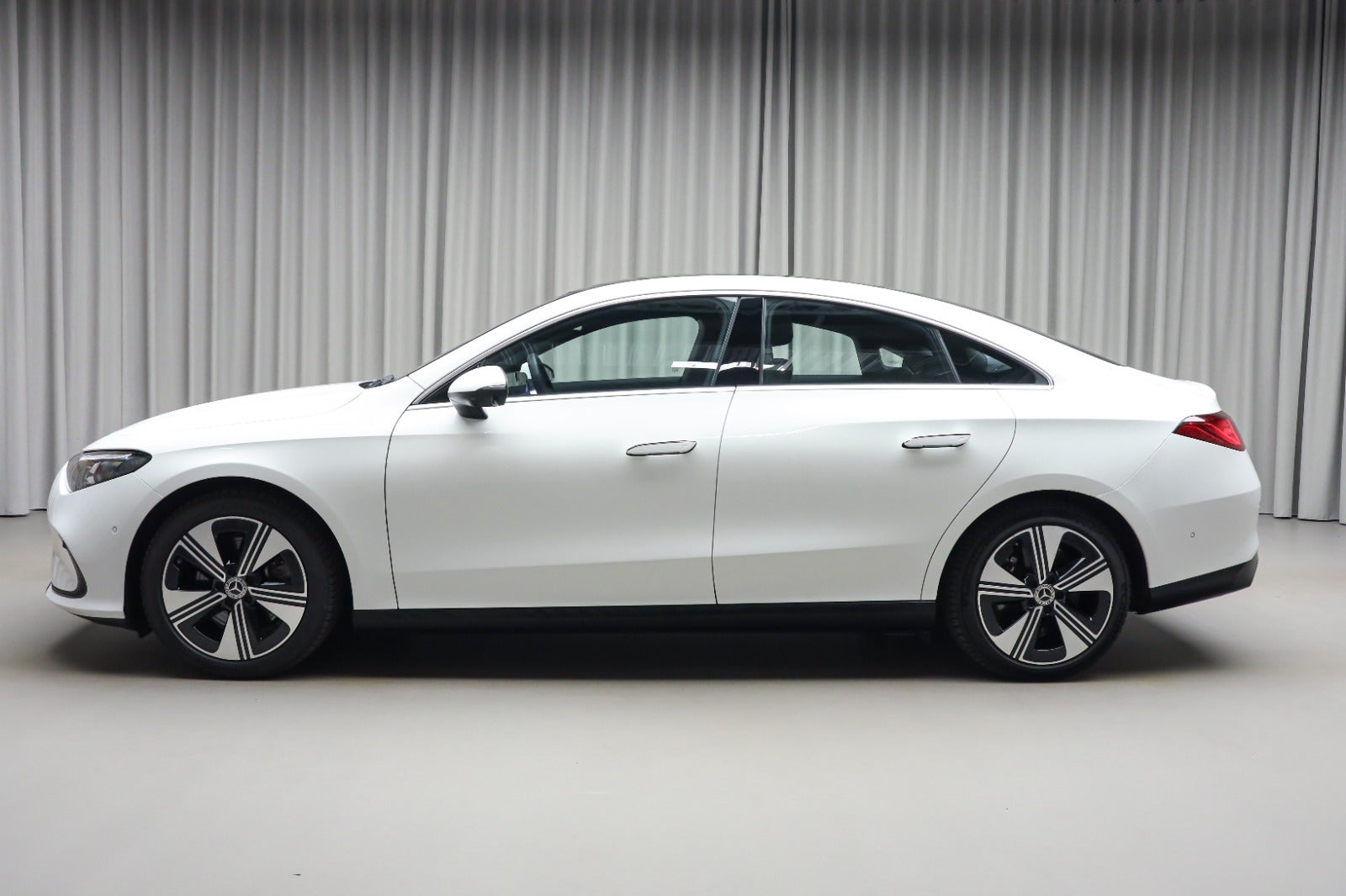 Mercedes-Benz CLA 250+ (6/8)