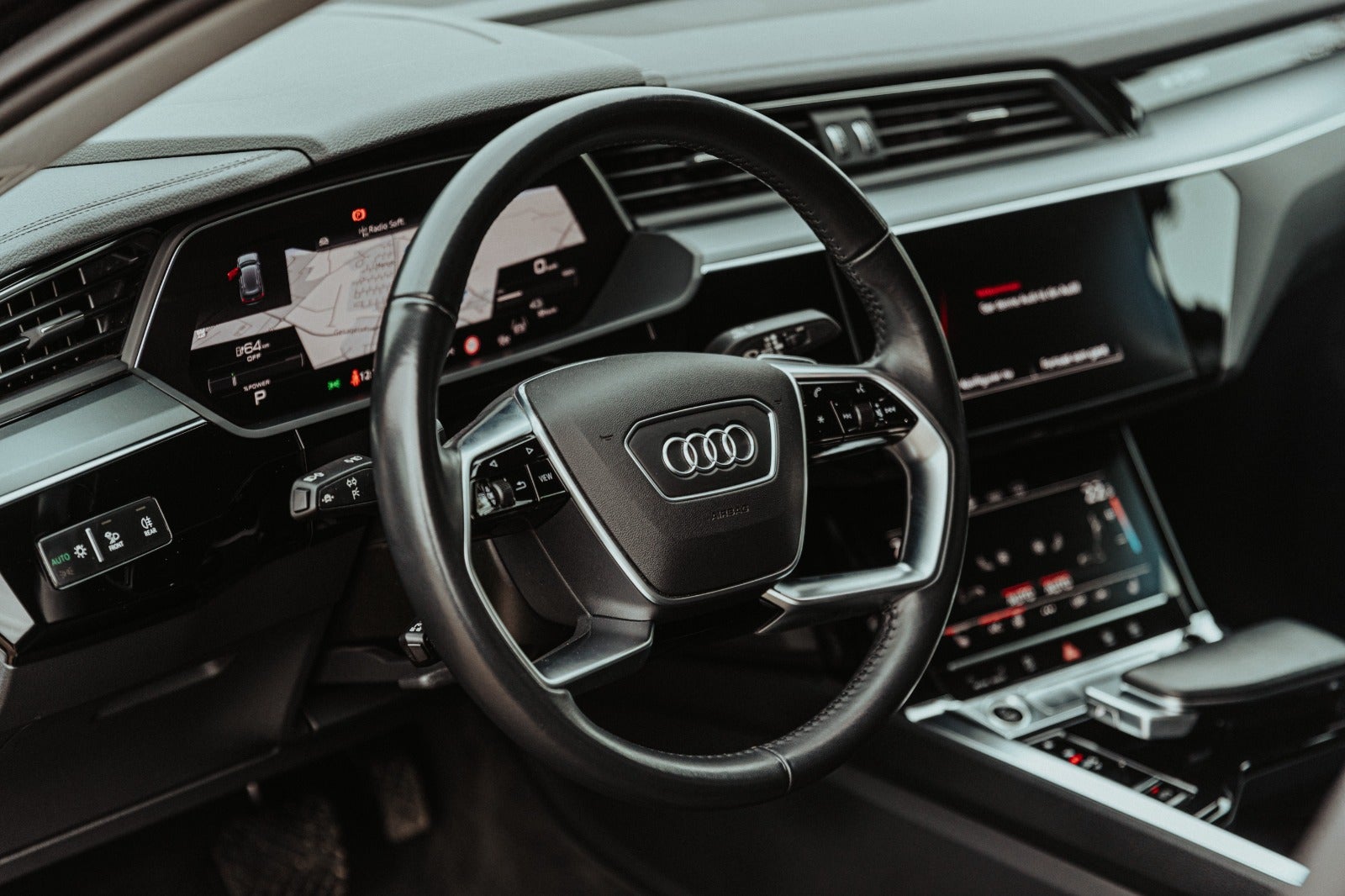 Billede af Audi e-tron 50 Advanced Prestige Sportback quattro