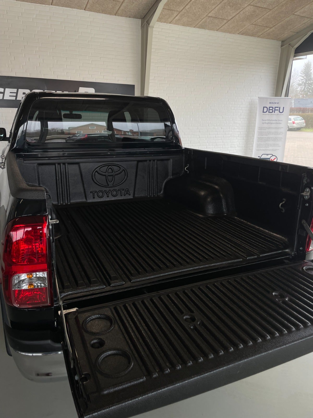 Billede af Toyota HiLux 2,4 D-4D 150 T3 Db.Kab aut. 4x4