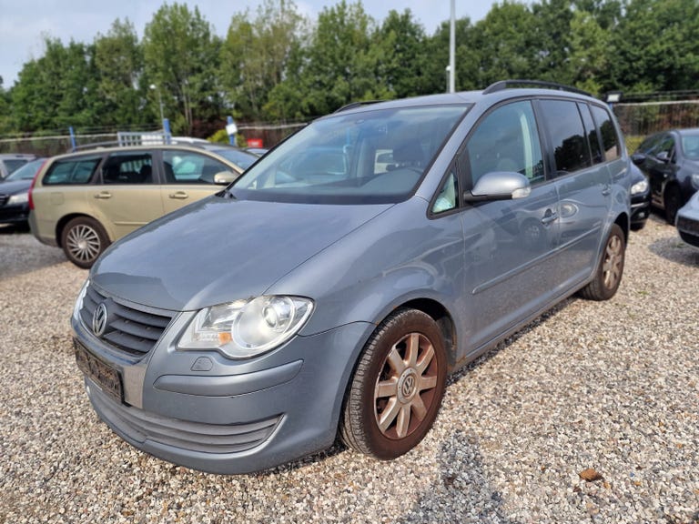VW Touran TDi 100